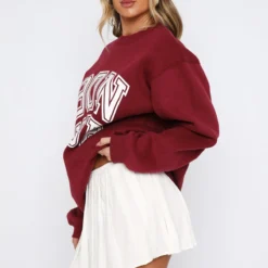 Take Me To Paris Oversized Sweater Wine -Outlet Poise Nest Store 08.06.2332239 1