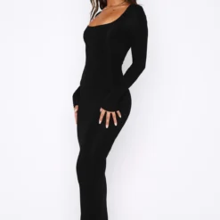 Get My Attention Long Sleeve Maxi Dress Black -Outlet Poise Nest Store 08.12.2217365