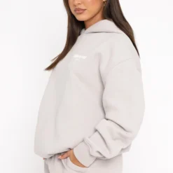 Offstage Hoodie Moon -Outlet Poise Nest Store 27.07.22 1246