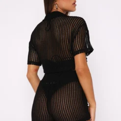 Not Letting Go Shirt Black -Outlet Poise Nest Store 27.07.2344261