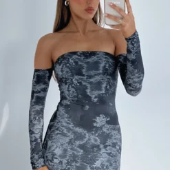 Bad Reputation Long Sleeve Mini Dress Onyx Floral -Outlet Poise Nest Store BAD REPUTATION LONG SLEEVE MINI DRESS 220823 003 scaled