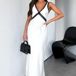 Event Ready Maxi Dress White -Outlet Poise Nest Store EVENT READY DRESS 05.05.23 09