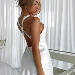 Listen Before I Go Mini Dress Pearl -Outlet Poise Nest Store ListenBeforeIGoMiniDressPearl